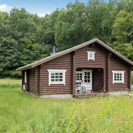 2 Bedroom Cozy In Mariager