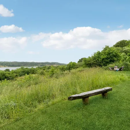 2 Bedroom Cozy In בית נופש *
