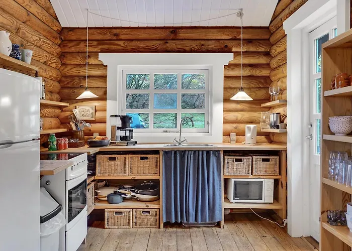 2 Bedroom Cozy In Holiday home Mariager