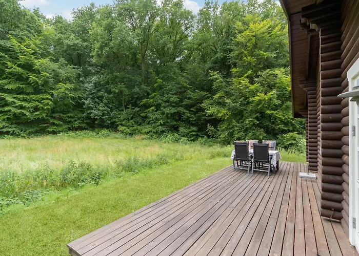 2 Bedroom Cozy In Hébergement de vacances Mariager